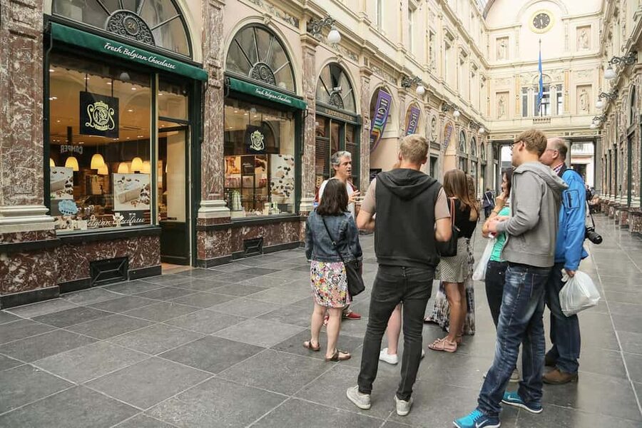 Brussels: Chocolate Appreciation and Tasting Walking Tour - Two hours of chocolate that also teach you Brussels