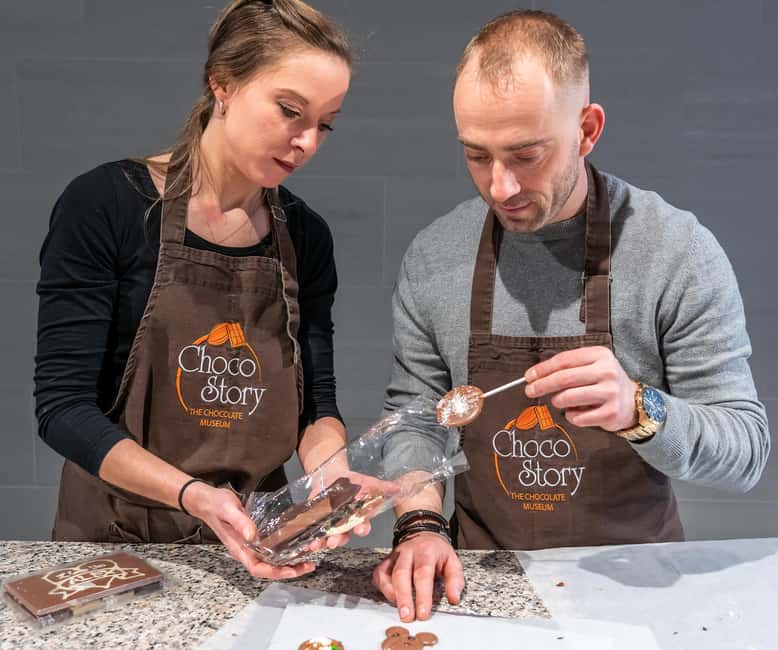 Brussels: Chocolate Museum Visit with Workshop - Tastings and praline demonstration: the best way to learn is to taste