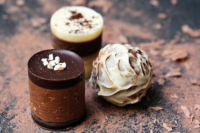 Brussels Chocolate Tasting Tour - Royal Gallery of Saint Hubert: chocolate history in an arcade setting