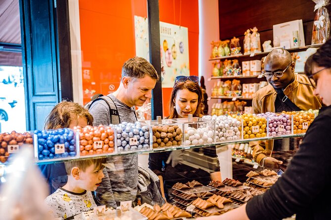 Brussels Chocolate Tour Private & Personalized with a Local Guide - Why this private Brussels chocolate tour works better on foot