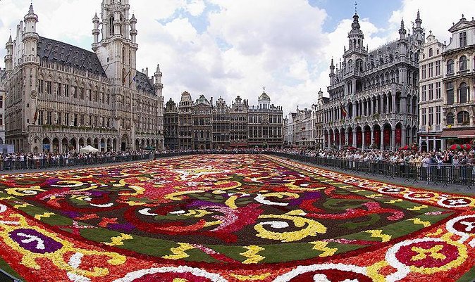 Brussels Chocolate Walking Tour and Workshop - Key highlights that make this tour worth your time