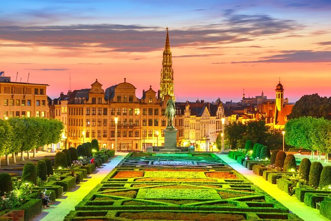 Brussels: Christmas Market Magic Walking Tour with a Local - Key points to know before you go