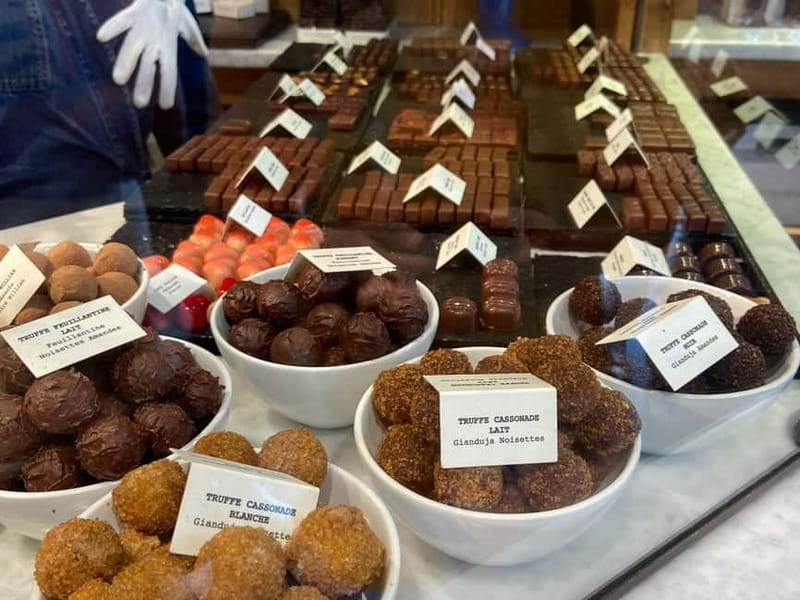 Brussels: City Center Guided Food Tour with Tastings - Who should book this Brussels food tour?