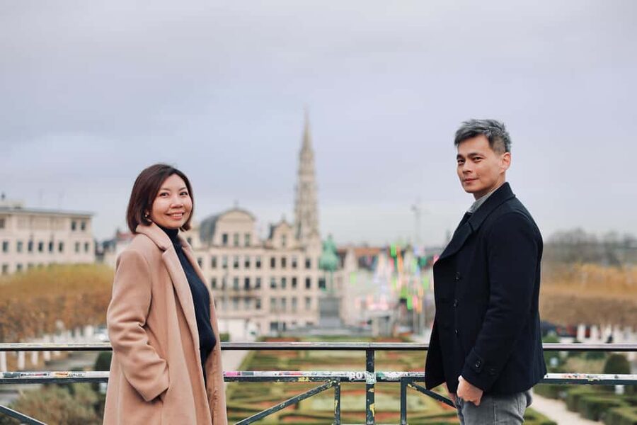 Brussels City Photoshoot With a Professional Photographer - Royal Palace Finish: A Strong Finale for Your Photo Set