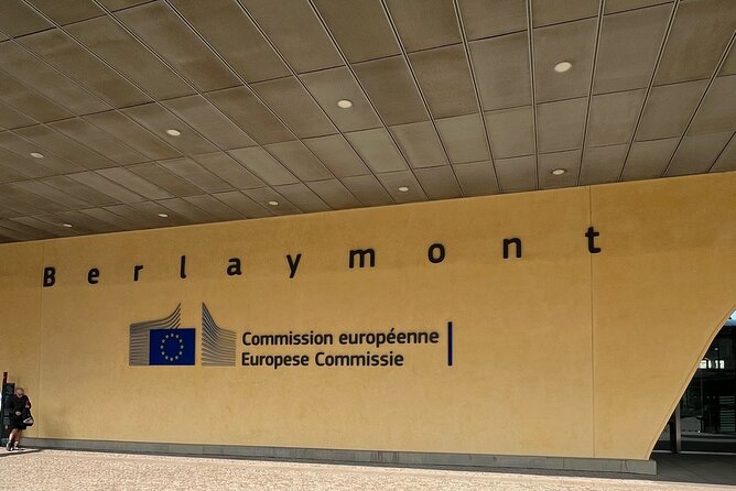 Brussels (EU Quarter) Scavenger Hunt and Sights Self-Guided Tour - Stop-by-Stop: European Parliament Hemicycle, Leopoldpark, Council of the EU