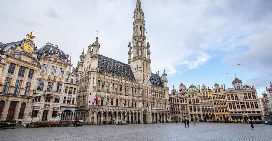 Brussels: Express Walk with a Local in 60 minutes - How the route adapts in real time (and why that helps you)