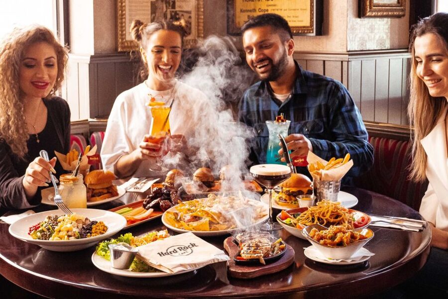Brussels: Hard Rock Cafe with Set Menu for Lunch or Dinner - Who this works best for (and who should rethink it)