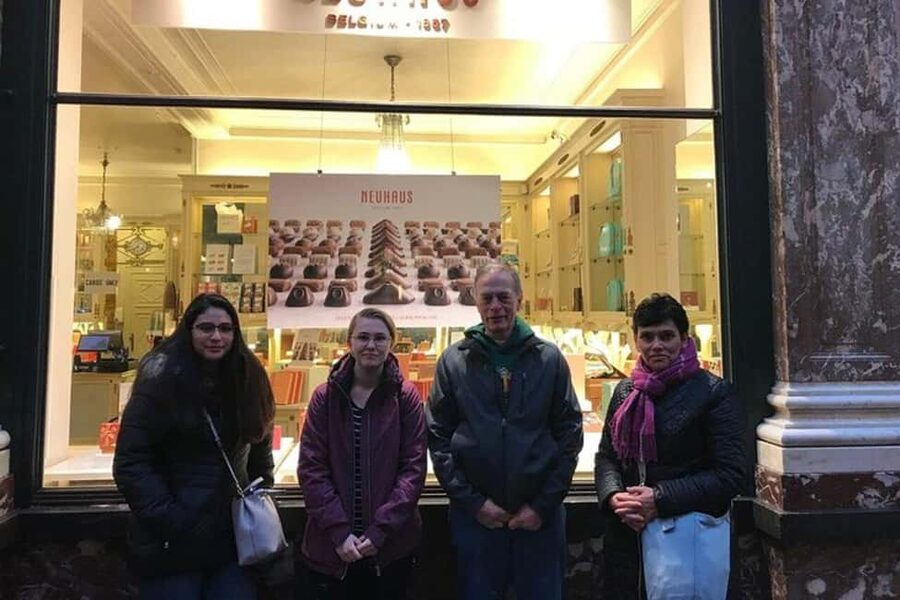 Brussels: Highlights and Hidden Gems Walking Tour - Saint Nicholas Church, Royal Palace, and Grand-Place: the big sights that actually click