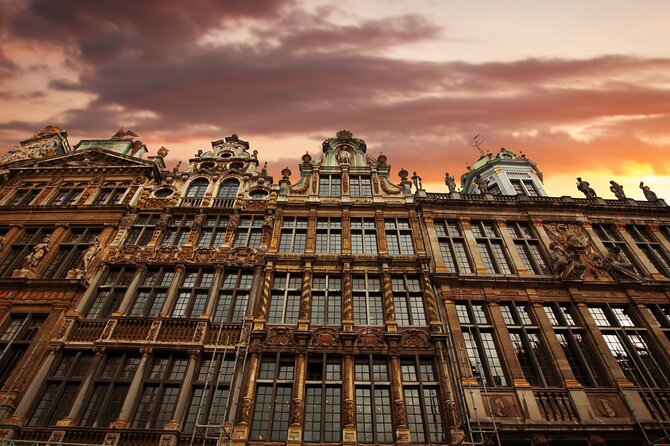 Brussels Highlights Self guided scavenger hunt and Walking Tour - Royal Palace and Royal Museums: the “serious” opening act