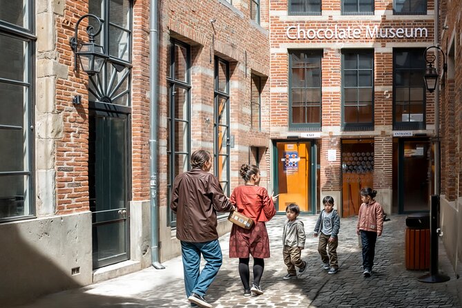 Brussels Private Family Tour: Highlights, Tasting and Museum - Key highlights you will feel right away