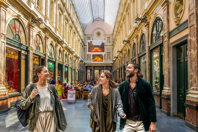 Brussels Private Family Tour: Highlights, Tasting and Museum - Place Sainte-Catherine and St. Nicolas: old Brussels with breathing room