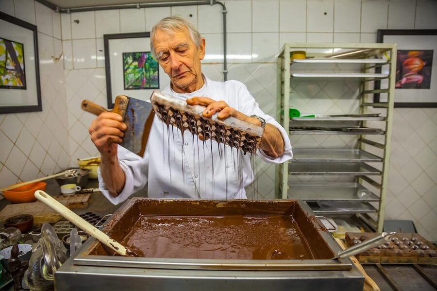 Brussels: Private Family Tour. Highlights, Tasting & Museum - Choco-Story Brussels Museum: The Hour That Makes the Tour Pay Off