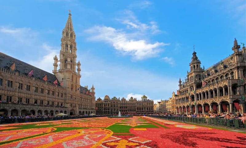 Brussels: Private Highlights Tour - Cinquantenaire and the Heysel Zone: Big Landmarks, Clear Viewing Windows