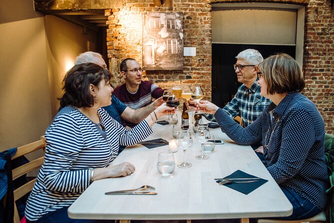 Brussels Private & Personalized Full-Day Tour with a Local Guide - Chocolate tasting with a top-tier chocolatier stop