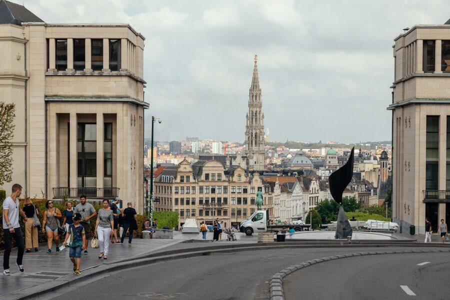 Brussels: Private Tour w/ Locals – Highlights & Hidden Gems - The included local drink or tasting that turns the tour into a memory