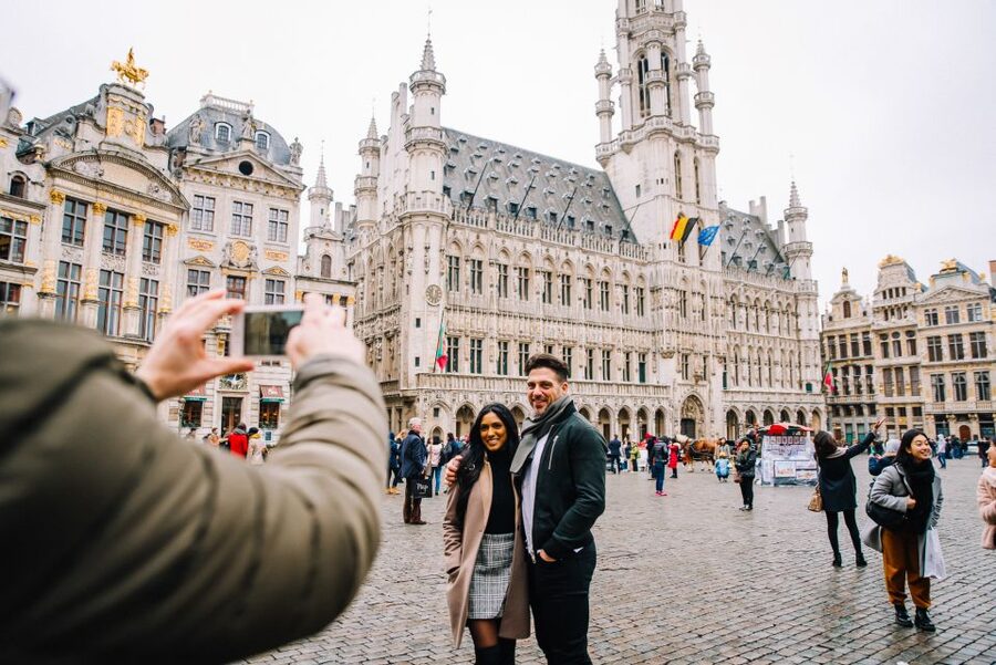 Brussels Private Tour with a Local- Highlights & Hidden Gems - Beer, Cafés, and How to Keep Snacks Flexible