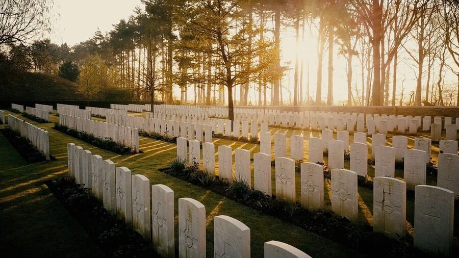 Brussels: Private World War I Battlefield Tour - Ypres wartime town time plus the Menin Gate Last Post Ceremony