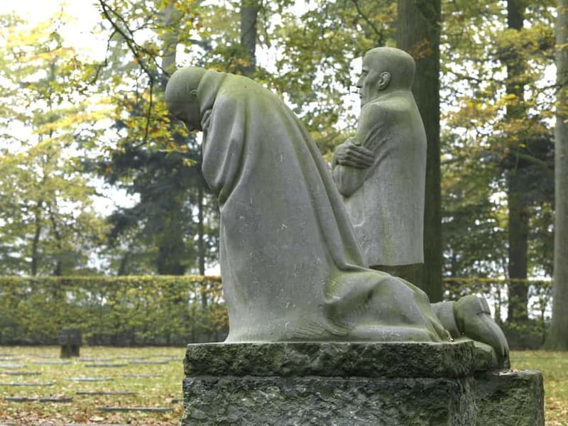 Brussels: Private World War I Tour: Trenches & Battlefields - Who this private WWI tour suits best