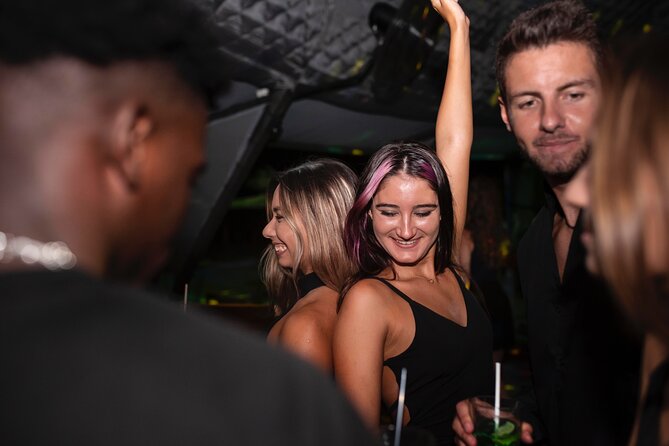 Brussels Pub Crawl Tour - Drinks discounts: how to actually save money mid-night