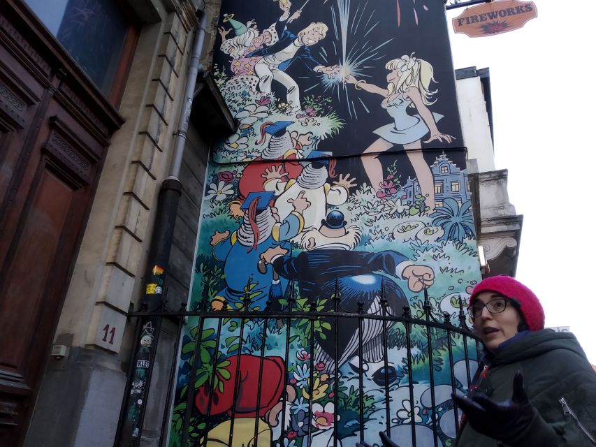 Brussels: The comic book walls walking tour - Language reality: Spanish-only, and how to plan if your Spanish is basic