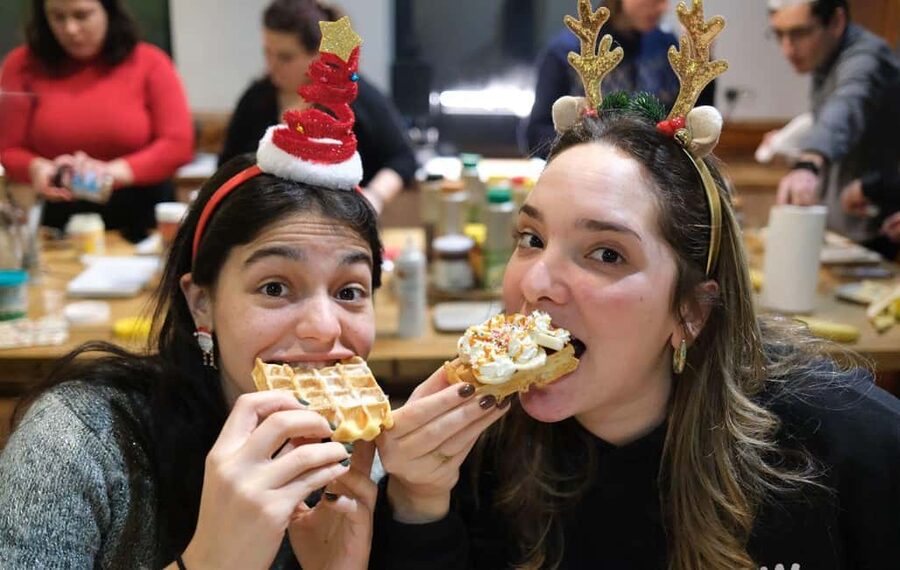 Brussels: Waffle Making Workshop With Beer Tasting - Price and value: is $46 worth it?