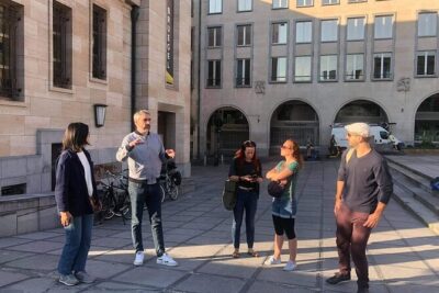 Brussels Walking and Tasting Tour (Beers,Chocolates&Fries/Waffle)