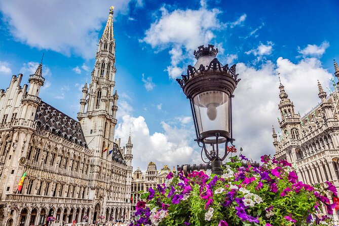 Brussels Walking Tour with Audioguide on your Smartphone - BOZAR to Place Royale: art and politics in the same walk