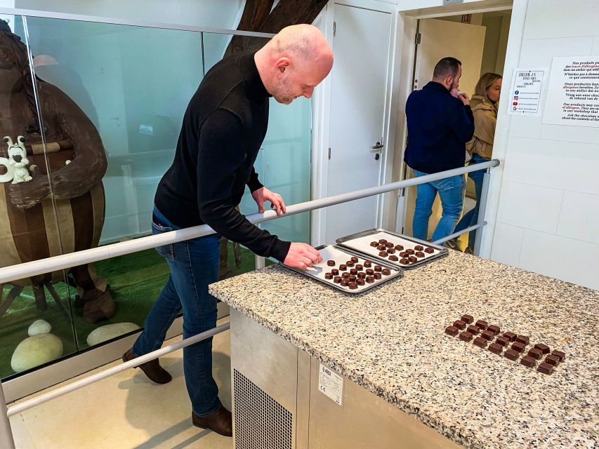 Choco-Story Brussels: Chocolate Museum Entrance with Tasting - Tastings: what you get and how to pace it
