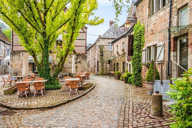 Discover Durbuy by playing! Escape game - The alchemist - How the city walk works: a circular route and puzzle rhythm