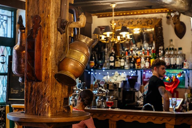 Drinks & Bites in Brussels Private Tour - 3 Bites and 3 Drinks: What the Tasting Set Really Means