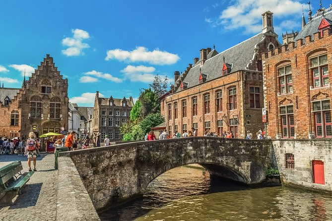 e-Scavenger hunt Bruges: Explore the city at your own pace - Smart-phone gameplay tips that save time (and frustration)