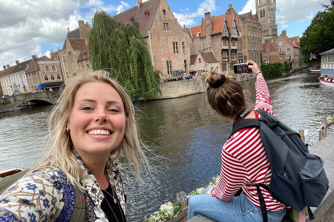 e-Scavenger hunt Bruges: Explore the city at your own pace - Getting oriented at Stationsplein 5