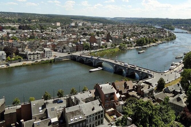 e-Scavenger hunt Namur: Explore the city at your own pace - Starting Point at Pl. de la Station, Then Let the Trail Lead