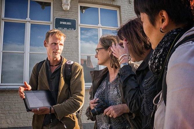"Edges of Brugge" Photo Tour - 2hr open city tour & workshop - Where the Workshop Ends: Jan van Eyckplein Wrap-Up
