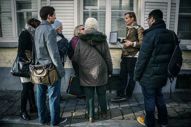 "Essential Brugge" Photo Tour - 3hr private city tour & workshop - Small group, big attention: why private works for photography