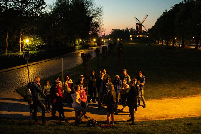 Evening Tour: The Dark Side of Bruges - From Jan van Eyckplein to the medieval harbor story