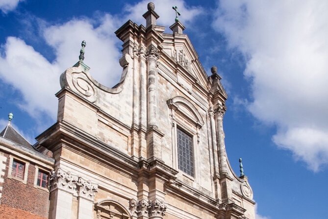 Exclusive Bruges Churches Tour: Admire Michelangelo’s Masterpiece - Sint-Jakobskerk: gothic form and medieval elite art context