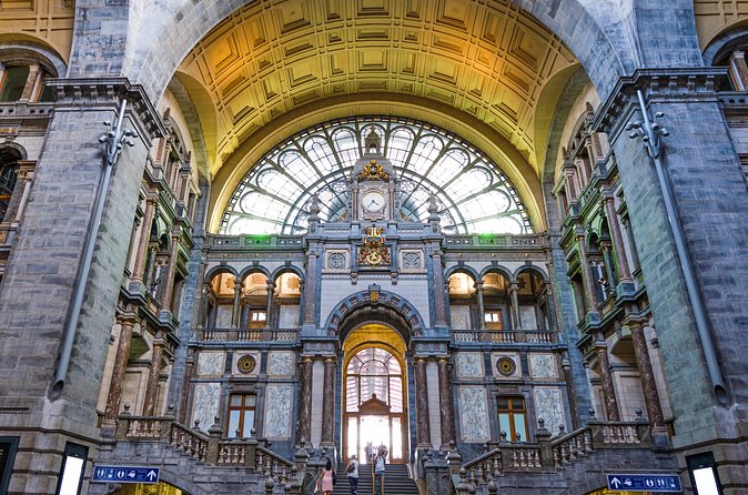 Explore Antwerp in 60 minutes with a Local - Baroque Church Courtyard and Heavenly Interiors