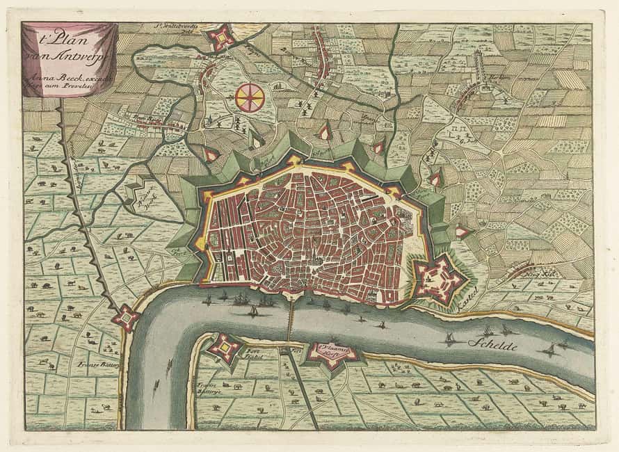 Explore the history of Antwerp with a local historian - A local history teacher who teaches, not just talks
