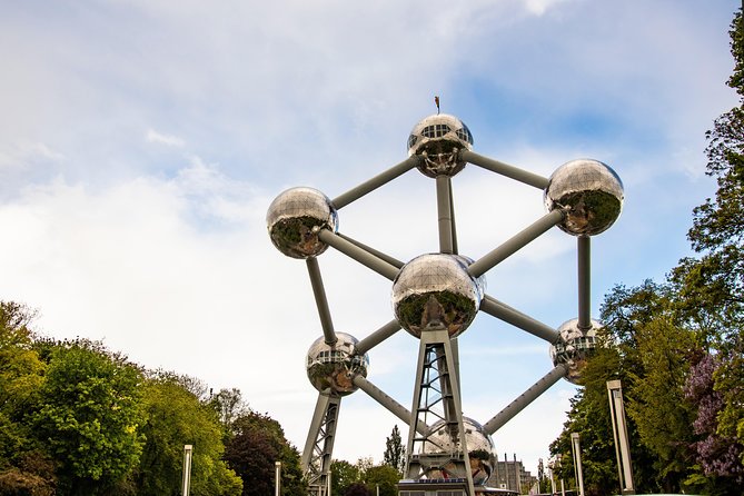 Explore the Instaworthy Spots of Brussels with a Local - Parc de Bruxelles: a calm reset for your camera and your feet