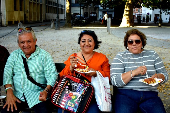 Food tasting & Historical walk - A 2.5-hour Bruges tasting walk, guided so you do not waste time