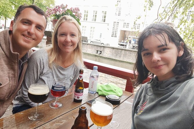 Food tasting & Historical walk - The Markt stop: fries, waffles, bitterballen, plus stories around landmark buildings