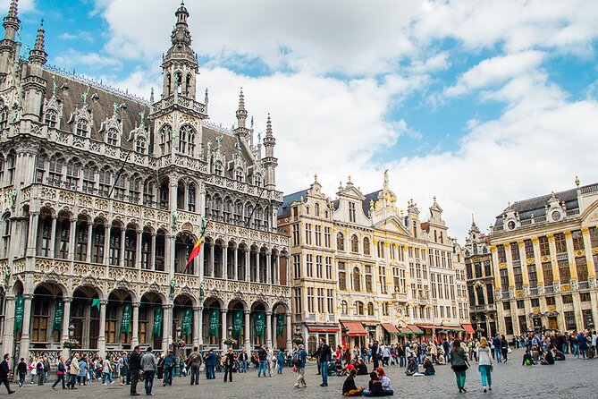 Free tour of Brussels in Italian ( with booking fee) - Mobile Ticket and Meeting Day Smoothness