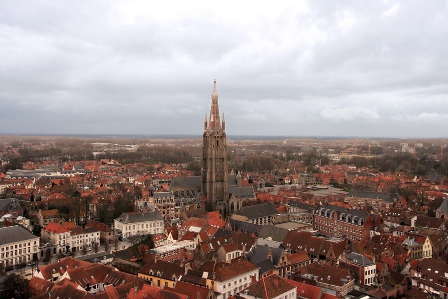 From Amsterdam: Bruges Day Trip in English with Boat Option - Getting From Amsterdam to Bruges in a Day (and how that long ride feels)