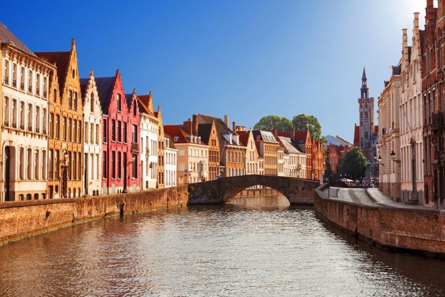 From Amsterdam: Day Trip to Bruges in Spanish or English - Markt Square, the Belfry, and Town Hall views you can actually use
