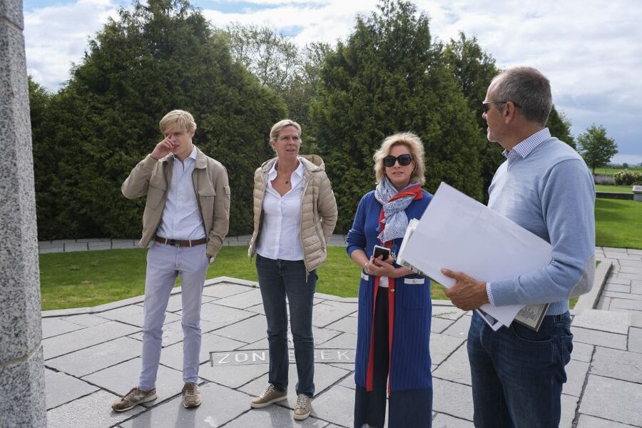 From Bruges: Great War Flanders Fields Minibus Tour w/ Lunch - Who Should Book This WWI Flanders Day?