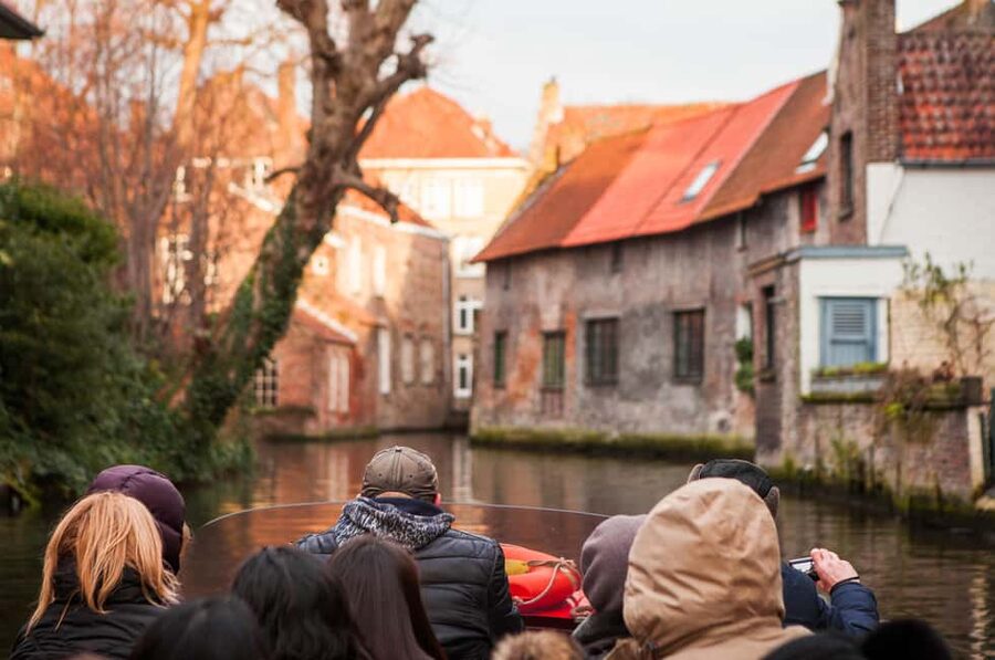 From Brussels: Bruges by Train with Guided Tour & Boat Ride - Minnewater (Lake of Love) and the Beguinage: the softer side of Bruges
