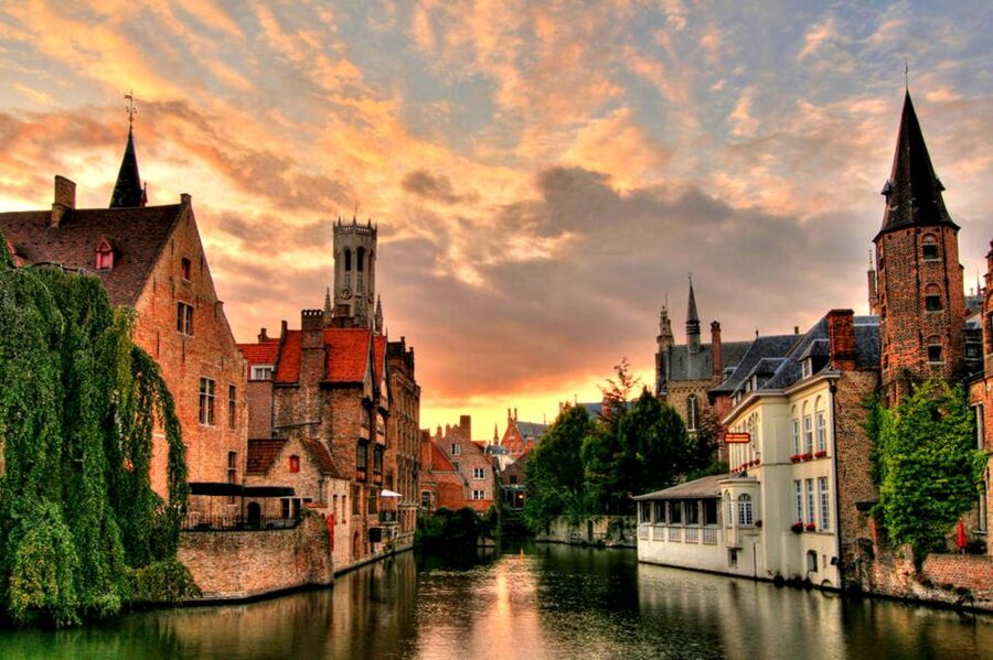 From Brussels: Private Tour of Bruges, Ghent and Flanders - Bruges on Foot, from Holy Blood to Minnewater Lake