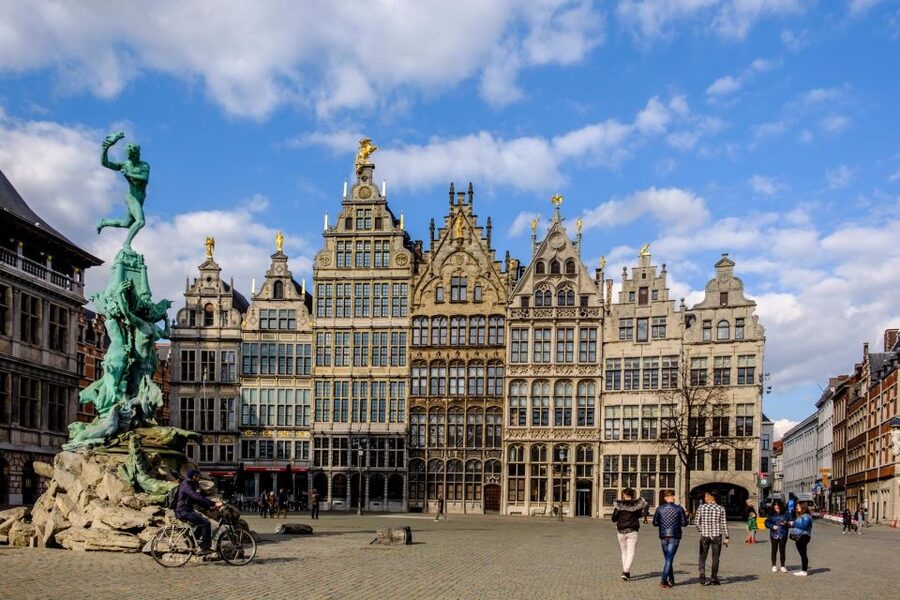 From Brussels: Private Tour to Antwerp – Diamond & Art City - Our Lady’s Cathedral: Rubens art that you actually see in context