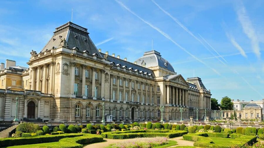 From Brussels: Private Tour to Antwerp – Diamond & Art City - Market Square (Grote Markt) and the Brabo Fountain story